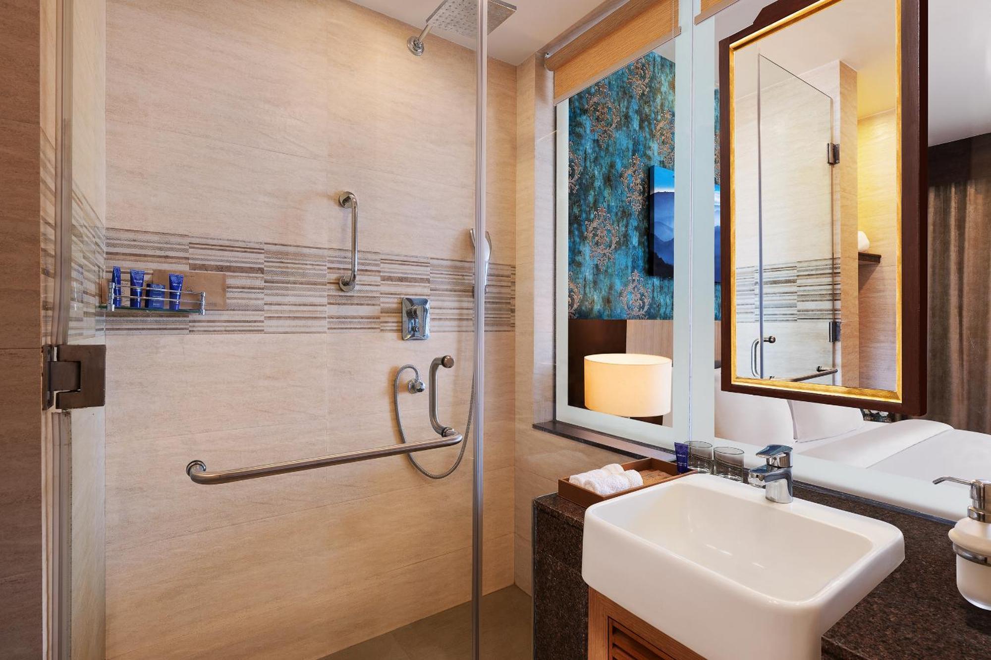 Vivanta Chitwan Bharatpur Бхаратпур Екстериор снимка
