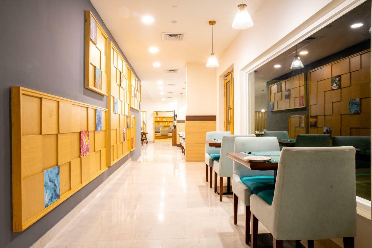 Vivanta Chitwan Bharatpur Бхаратпур Екстериор снимка