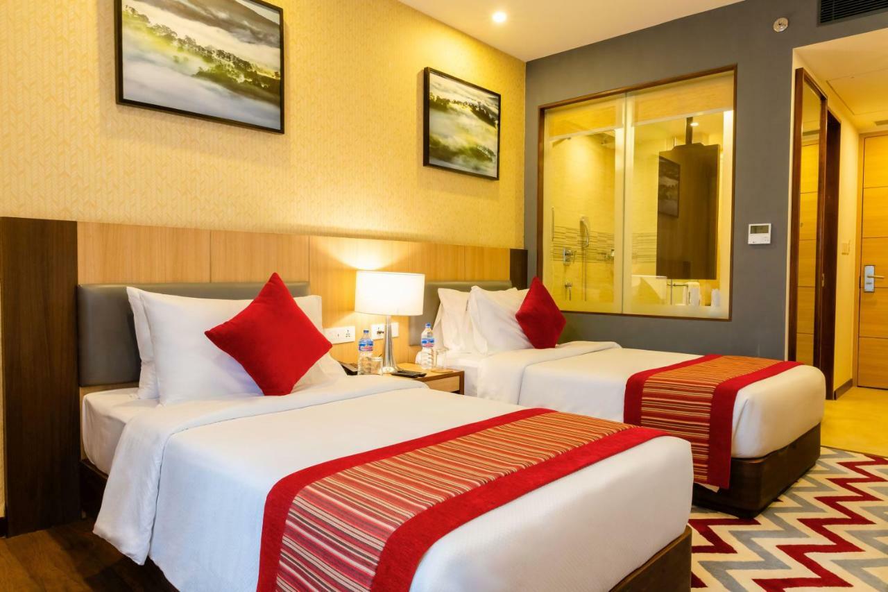 Vivanta Chitwan Bharatpur Бхаратпур Екстериор снимка